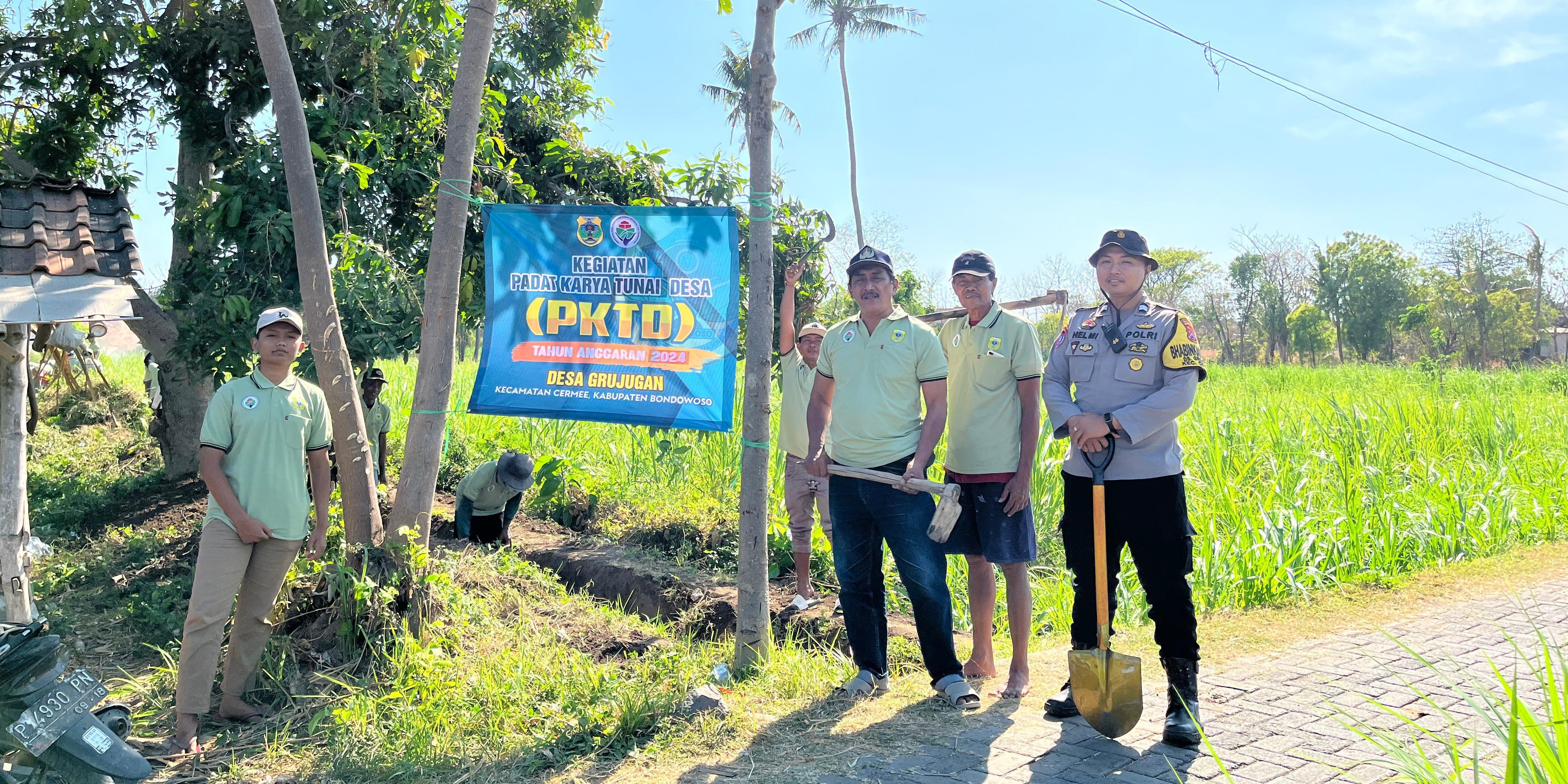 Kegiatan Padat Karya Tunai Desa